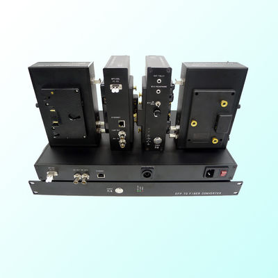 Cinepresa di televisione ad OB'Van sopra il convertitore del multiplexor della fibra in EFP, controllo di sostegno, a distanza, genlock